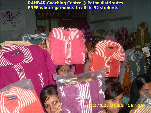  - rahbar_coaching_centre_distributes_free_winter_garments_to_all_its_92_students